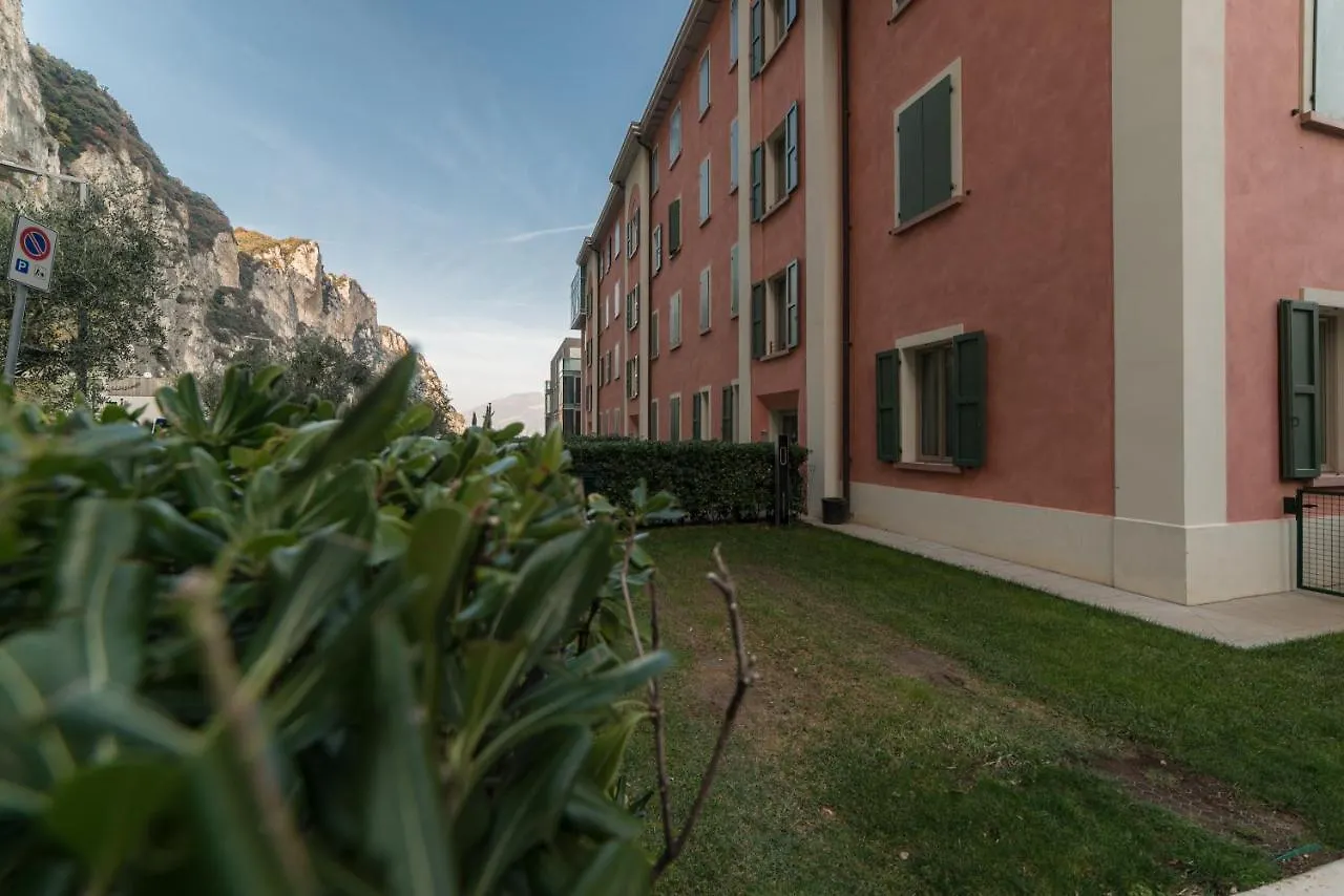 Διαμέρισμα Dv Garda Suite Campione del Garda