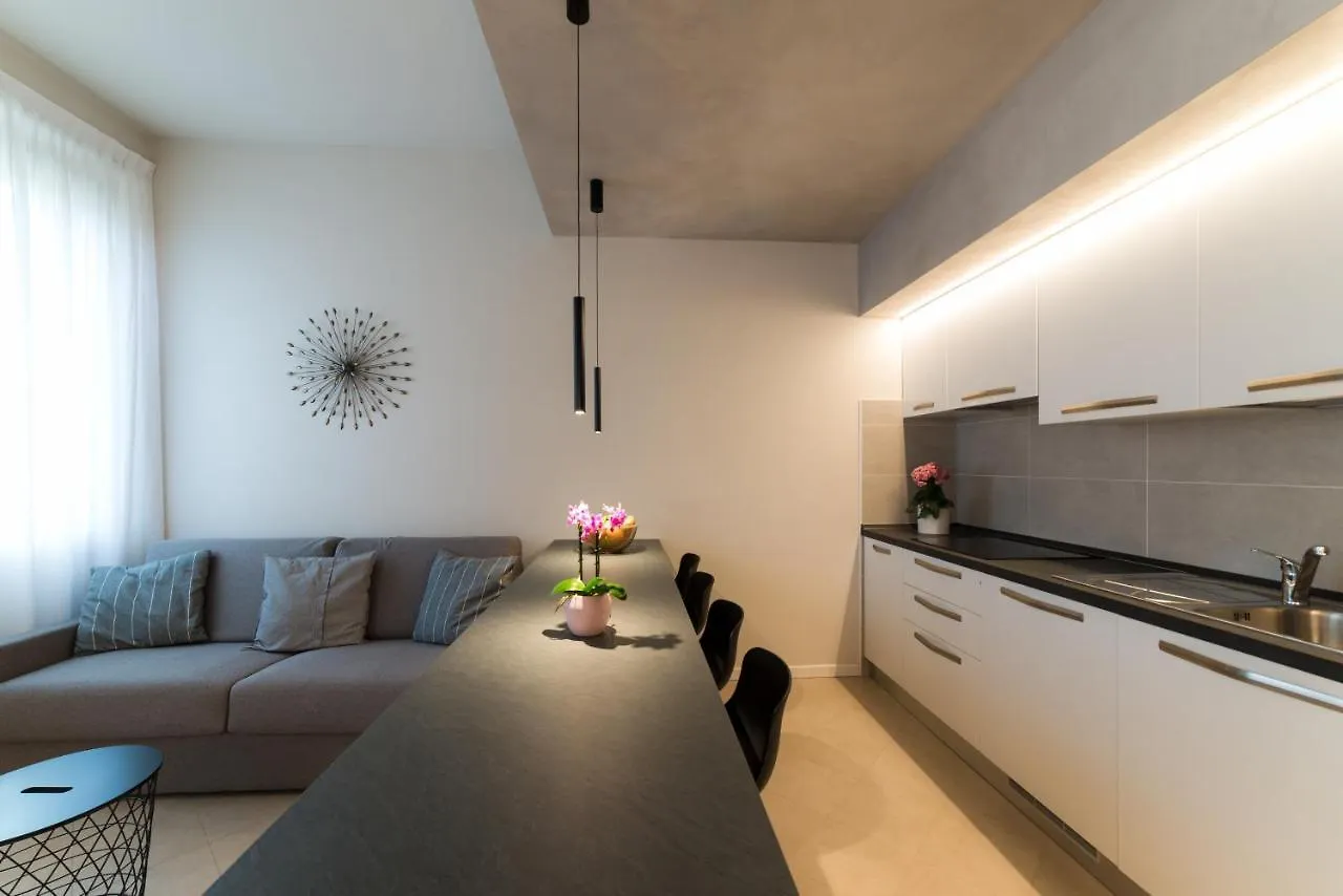 Dv Garda Suite Campione del Garda Διαμέρισμα