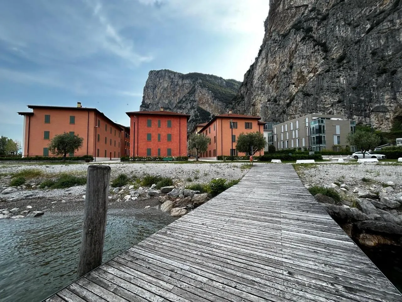 Dv Garda Suite Campione del Garda Ιταλία